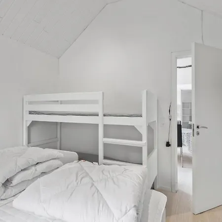 Gorgeous In With Kitchen Feriehus