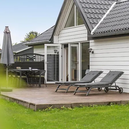 Feriehus Awesome In With Wifi Hemmet